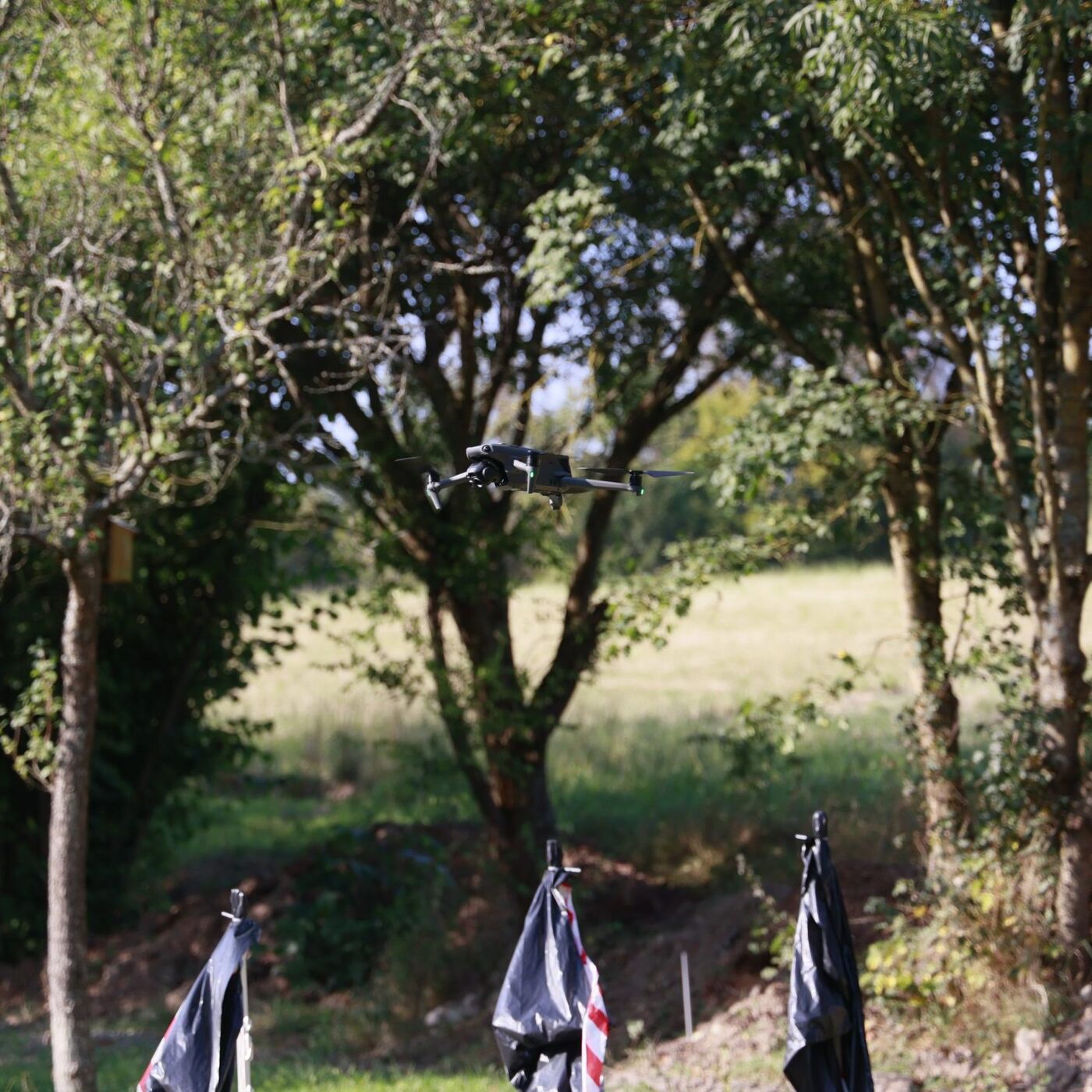 Team der Kitzrettung Niedergailbach beim Drohneneinsatz im Bliesgau